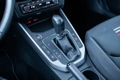 SEAT Arona 1.0 TSI — SUV urbain dynamique, seulement 40'000 km — Miniature 15