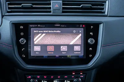 SEAT Arona 1.0 TSI — SUV urbain dynamique, seulement 40'000 km — Miniature 21