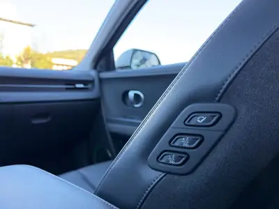 Hyundai Ioniq 5 77 kWh Vertex 4WD — SUV électrique premium, 46 000 km, retour de leasing — Miniatur 21