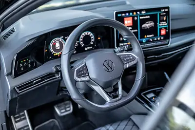 VW Golf Variant 2.0 R-Line 4Motion — Break familial performant, 204 ch, faible kilométrage — Miniatura 14