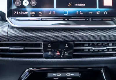 VW Golf Variant 2.0 R-Line 4Motion — Break familial performant, 204 ch, faible kilométrage — Miniatura 17