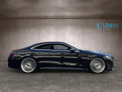 Mercedes-Benz S 450 Coupé 4Matic — Élégance sportive et technologie premium — tableau de bord