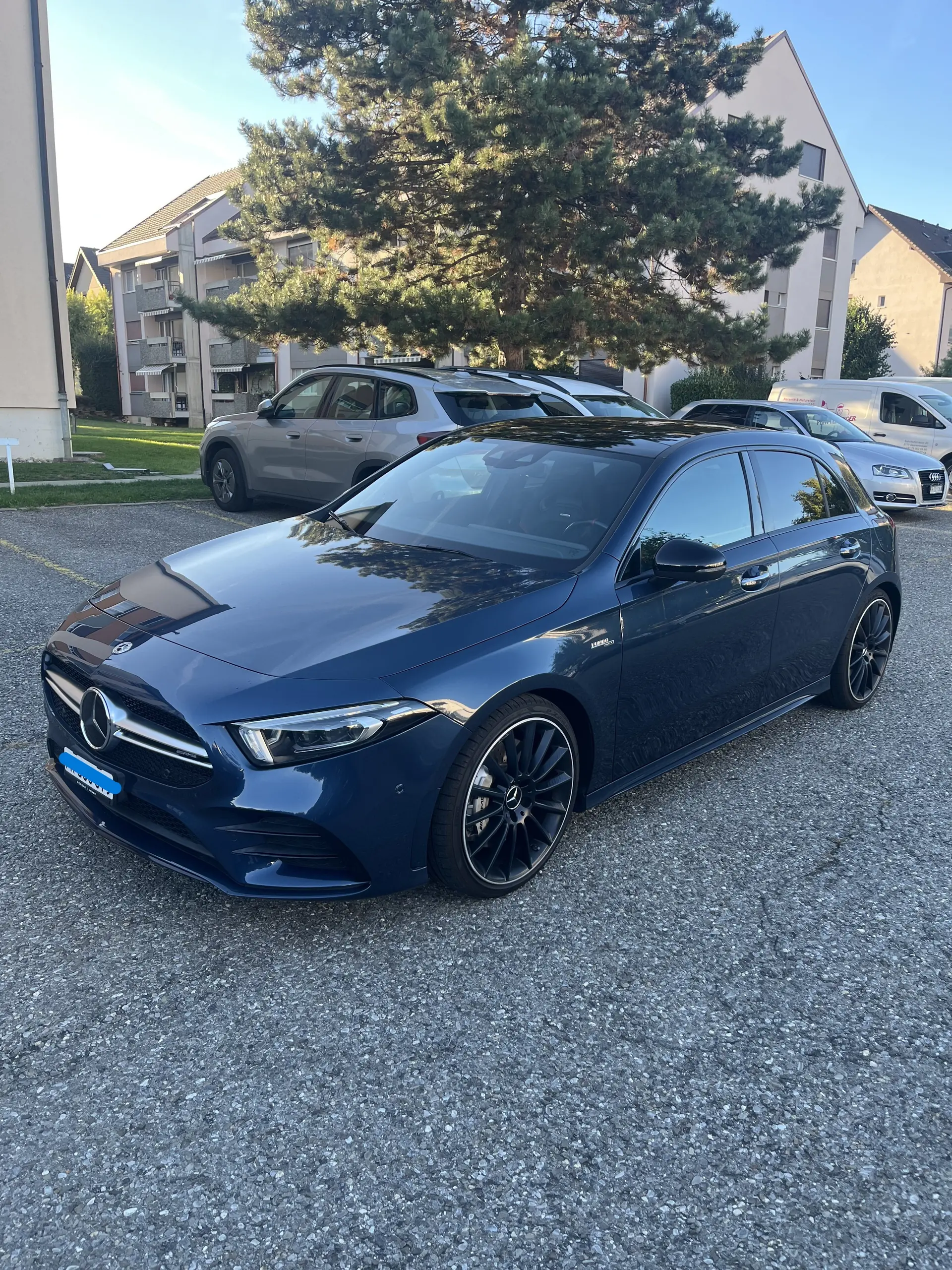 Mercedes-Benz A 35 AMG 4Matic — Berline sportive compacte, 306 ch et traction intégrale