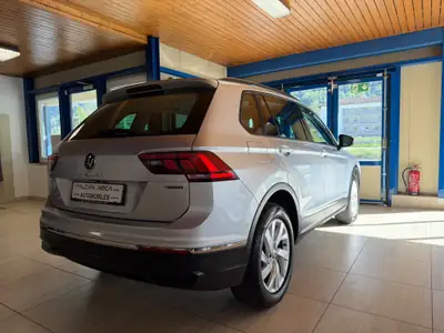 VW Tiguan 2.0 TSI 190 ch 4Motion — SUV polyvalent, 4x4 intégral, garantie 12 mois — Miniature 10