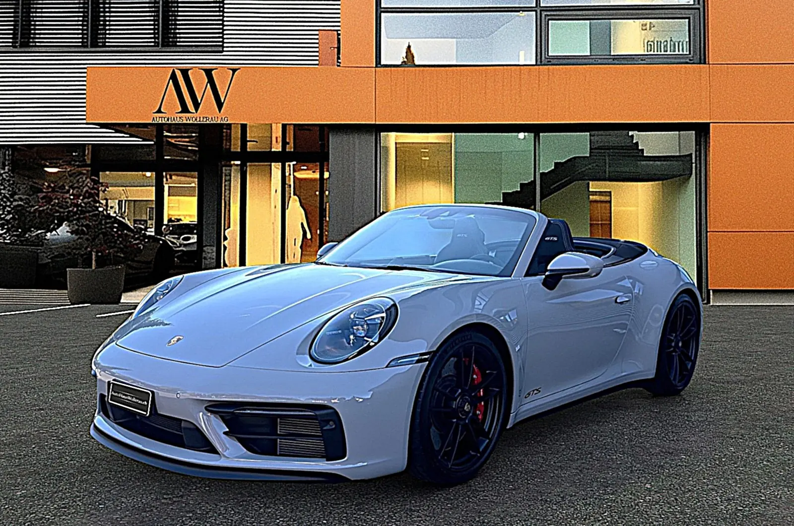 Porsche 911 Cabriolet GTS 3.0 — Roadster sportif 480 ch, seulement 20 000 km
