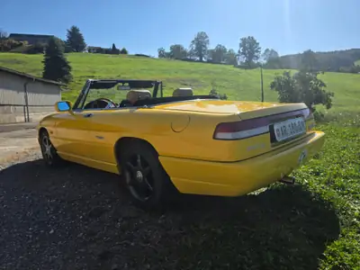 Alfa Romeo Spider 2.0 Q.Verde 1993 — Cabriolet vintage mythique, entretien impeccable — intérieur