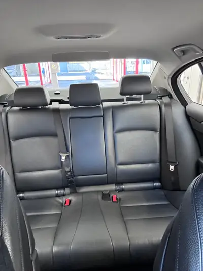 BMW 528i xDrive 2015 — Berline premium, motorisation fiable et équipements haut de gamme — detail