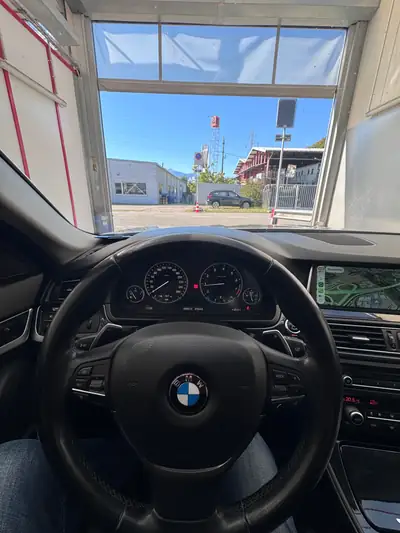 BMW 528i xDrive 2015 — Berline premium, motorisation fiable et équipements haut de gamme — Thumbnail 10