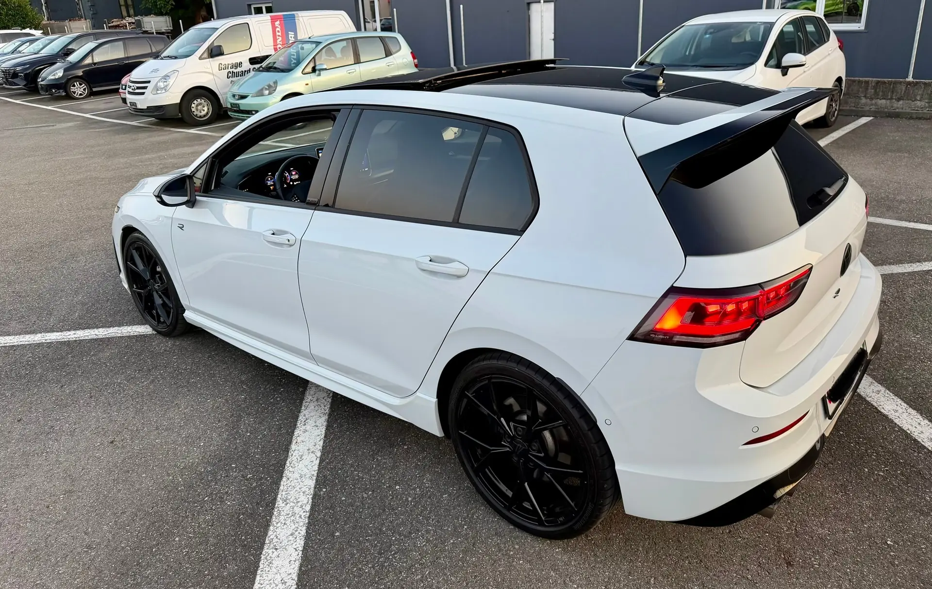 VW Golf R 8.5 2.0 TSI 4Motion — Performance 333 ch et traction intégrale