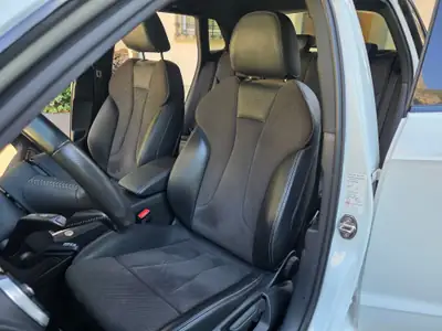 Audi A3 2.0 TDI 184 S-Tronic — Berline diesel performante, équipement S-Line premium — Heckansicht