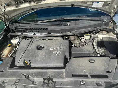 Toyota Auris 2.0 D-4D — Compacte fiable, diesel économe et sans sinistre — détail