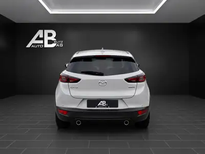 Mazda CX-3 SKYACTIV-G 121 — Compact SUV fiable, essence économique, 117'000 km — Innenraum