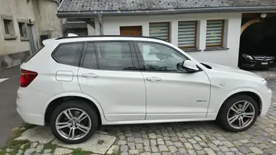 BMW X3 30d xDrive 2013 — SUV premium diesel, entretien maîtrisé et fiabilité reconnue — intérieur