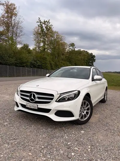 Mercedes-Benz C 200 d — Break diesel fiable, consommation maîtrisée — vue extérieure