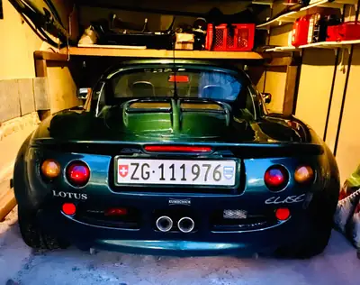 Lotus Elise 1.8 16V 120 — Roadster iconique 1999, seulement 50'000 km, sans sinistre — side view