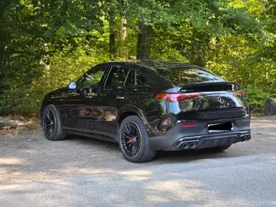 Mercedes-Benz GLC 43 AMG Executive Edition — Performance hybride et allure premium — Detail