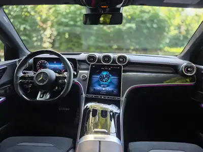 Mercedes-Benz GLC 43 AMG Executive Edition — Performance hybride et allure premium — Miniatur 9