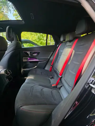 Mercedes-Benz GLC 43 AMG Executive Edition — Performance hybride et allure premium — Miniatur 14