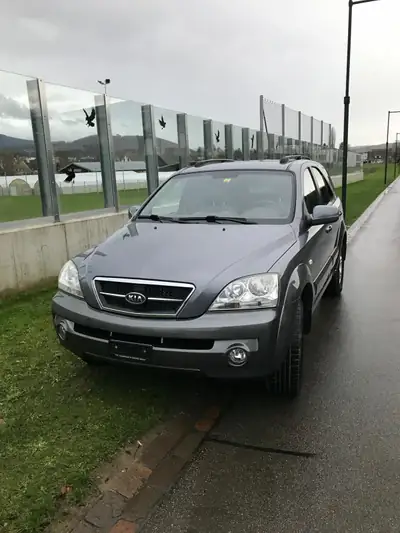 Kia Sorento 3.5 V6 Carat — SUV 7 places robuste, moteur puissant, sans sinistre — vista posteriore