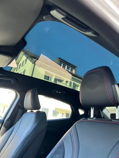 Ford Mustang MACH-E Premium AWD 88 kWh — SUV électrique haute autonomie, batterie 93% — Miniature 7