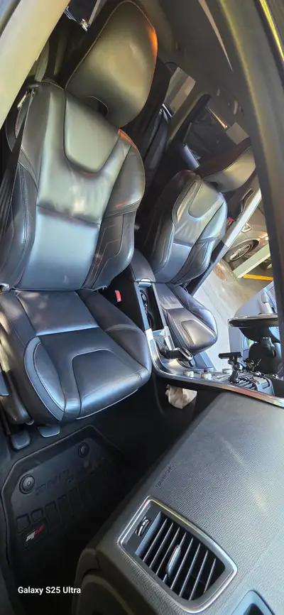 Volvo XC60 2.0 D4 Ocean Race — SUV premium diesel, sans sinistre, 176'000 km — tableau de bord