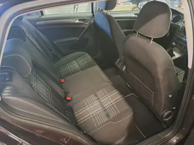 VW Golf 1.6 TDI Lounge — Diesel économique, 238 000 km, sans sinistre — détail