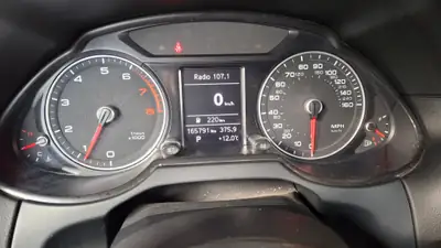 Audi Q5 2.0 TFSI quattro — SUV premium tous terrains, 166'000 km, sans sinistre — dettaglio