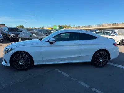 Mercedes-Benz C 250 d Coupé AMG Line — Élégance diesel, 204 ch et garantie 2 ans — Heckansicht