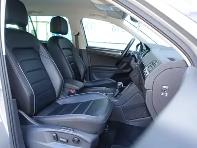 VW Tiguan 1.4 TSI Comfortline 4Motion — SUV polyvalent, traction intégrale, consommation maîtrisée — Miniature 10