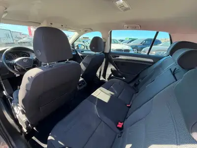 VW Golf 1.4 TSI Highline DSG — Berline efficace, garantie 2 ans et expertise du jour — Miniatura 17