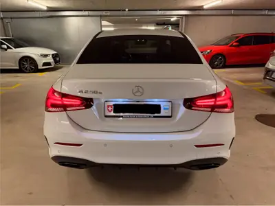 Mercedes-Benz A 250 e AMG Line — Hybride rechargeable performant, 53000 km seulement — dashboard