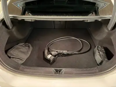 Mercedes-Benz A 250 e AMG Line — Hybride rechargeable performant, 53000 km seulement — Thumbnail 9