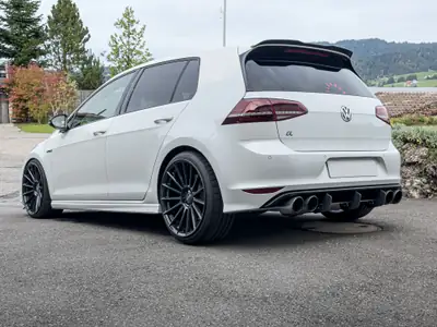 Volkswagen Golf 2.0 TSI R DSG 4motion — Sportive 300 ch, traction intégrale, 116'000 km — interni