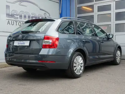 Skoda Octavia Combi 1.5 TSI — Break spacieux, moteur turbo efficient, sans accident — tableau de bord