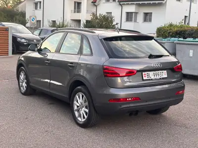 Audi Q3 2.0 TFSI quattro S-Tronic — SUV compact performant, 122'560 km, sans sinistre — interni