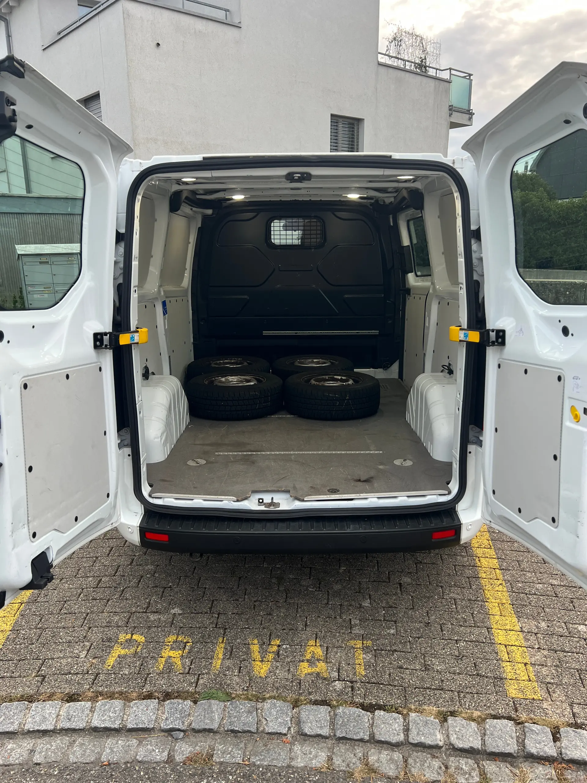Ford Transit Custom 2020 occasion Bassersdorf — 3