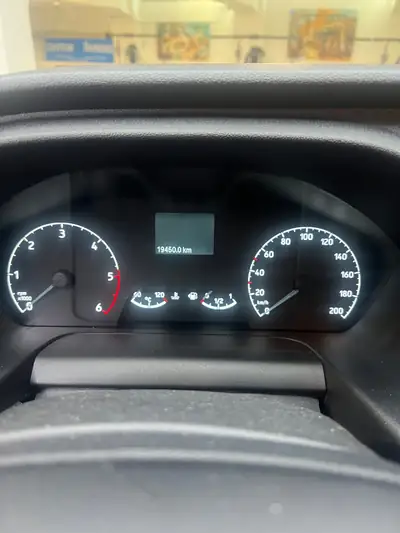 Ford Transit Custom 2.0 TDCi 105 — Utilitaire compact fiable, seulement 20'000 km — Armaturenbrett