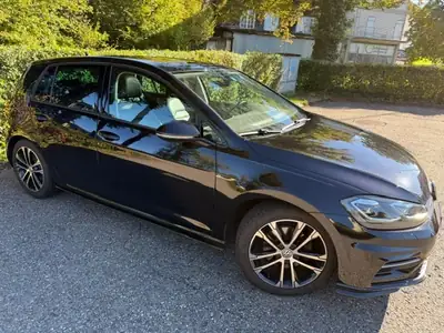 VW Golf 1.4 TSI 150 Highline DSG — Compacte dynamique, 102'000 km, noir élégant — arrière