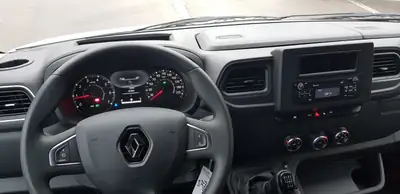Renault Master 2.3 dCi 135 TwinTurbo — Utilitaire polyvalent, moteur biturbodiesel performant — Thumbnail 9