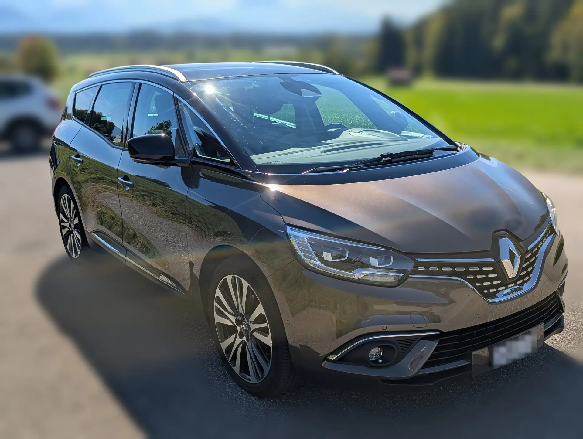 Renault Grand Scenic 2018 occasion Hausen am Albis — 1