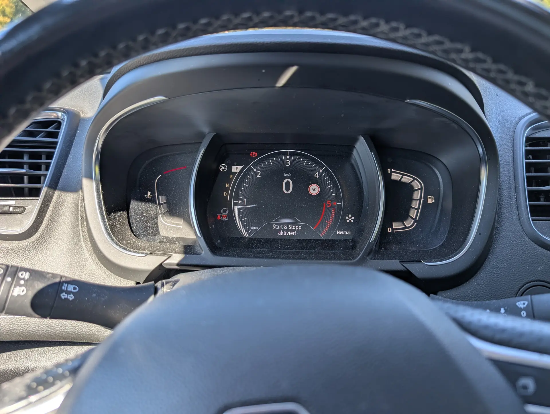 Renault Grand Scenic 2018 occasion Hausen am Albis — 5