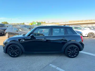 MINI Cooper Classic Edition Steptronic — Citadine ludique, garantie 2 ans, essence automatique — arrière