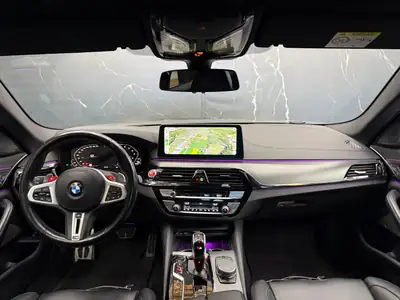 BMW M5 xDrive Competition — Berline sportive 625 ch, freins céramiques, très bas kilométrage — Miniatura 11