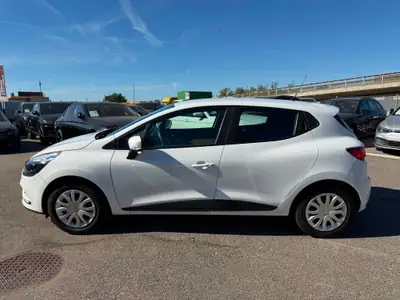 Renault Clio 1.2 16V Zen — Petite citadine fiable, expertise du jour et garantie 2 ans — arrière