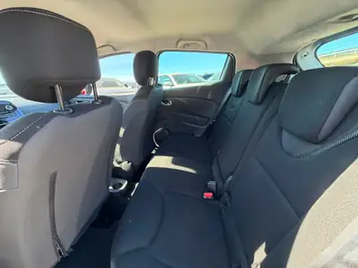 Renault Clio 1.2 16V Zen — Petite citadine fiable, expertise du jour et garantie 2 ans — Miniature 14