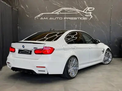 BMW M3 Drivelogic 2014 — Berline sportive 431 ch, révisée et équipée — interni