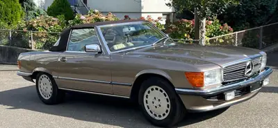 Mercedes-Benz SL 300 1987 — Cabriolet iconique, restauration moteur & carrosserie — rear view
