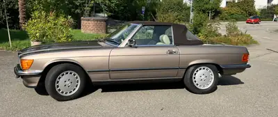 Mercedes-Benz SL 300 1987 — Cabriolet iconique, restauration moteur & carrosserie — interior