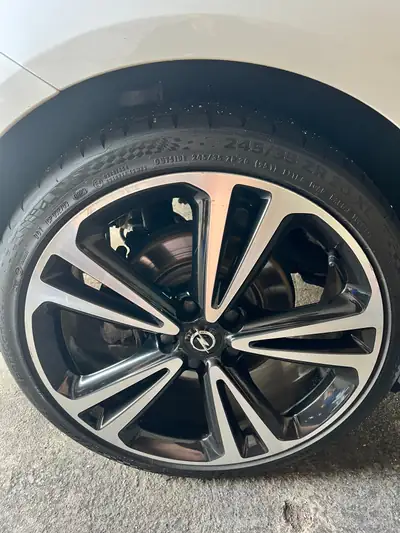 Opel Insignia 2.0 T Excellence AWD — Berline premium 4x4, 77'000 km seulement — Thumbnail 12
