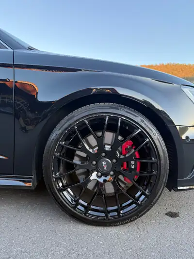 Audi S3 Sportback Quattro 2.0L — Performance 310 ch, finition premium noir — dettaglio